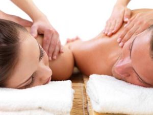 Les étapes des massages en duo